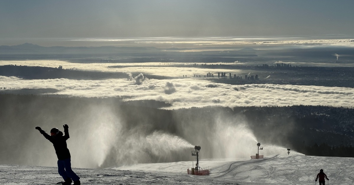 2022-12-05 Grouse mountain snow report