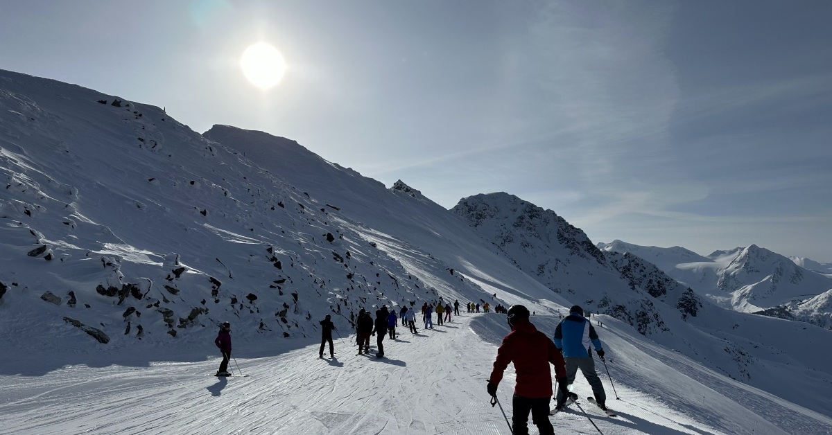 2023-03-16 Whistler Blackcomb mountain snow report