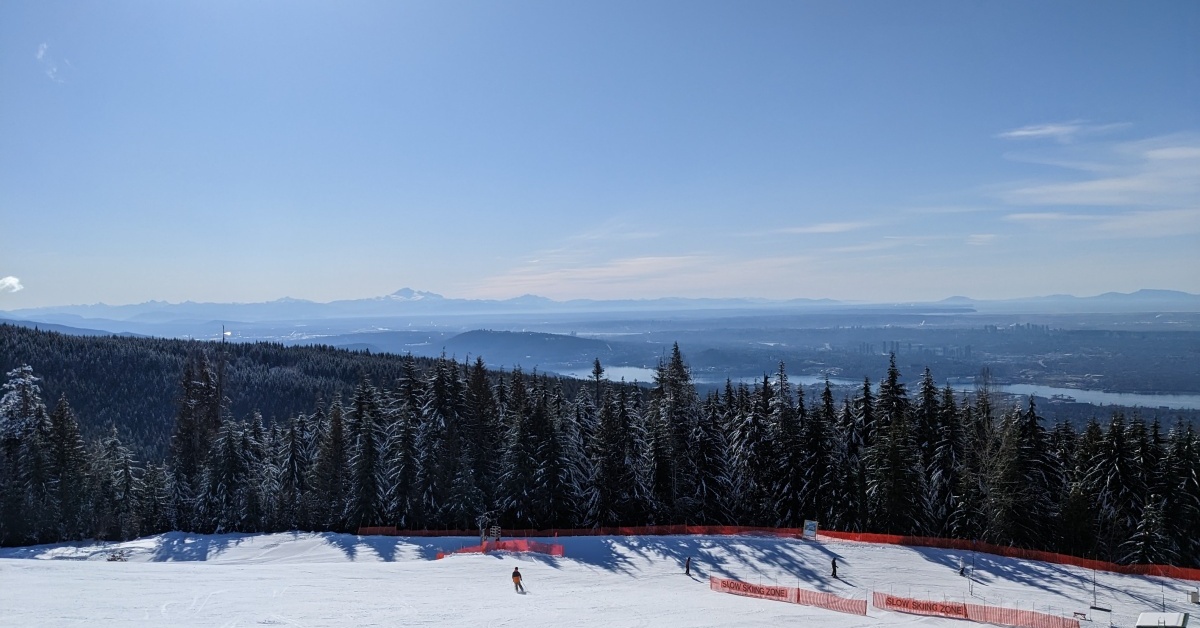 2023-03-27 Grouse mountain snow report