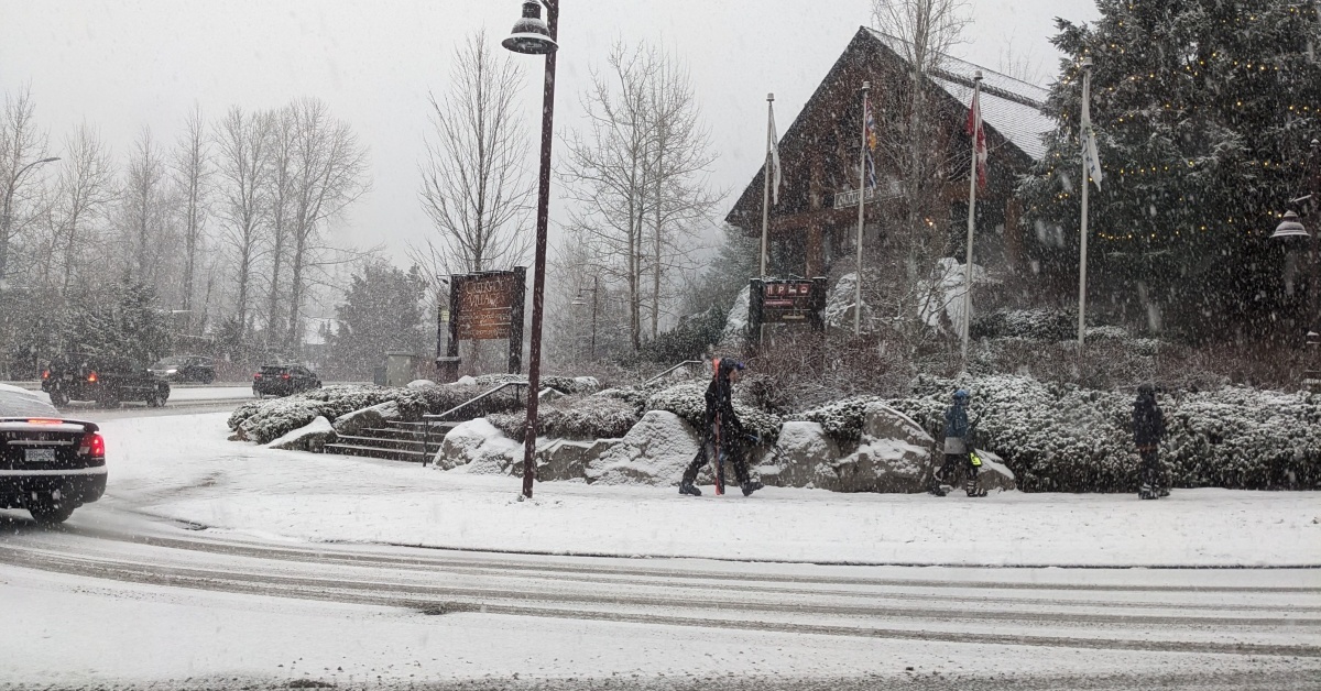 2023-12-25 Whistler Blackcomb snow report