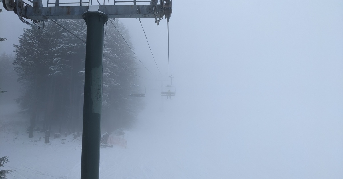 2022-12-13 Grouse mountain snow report