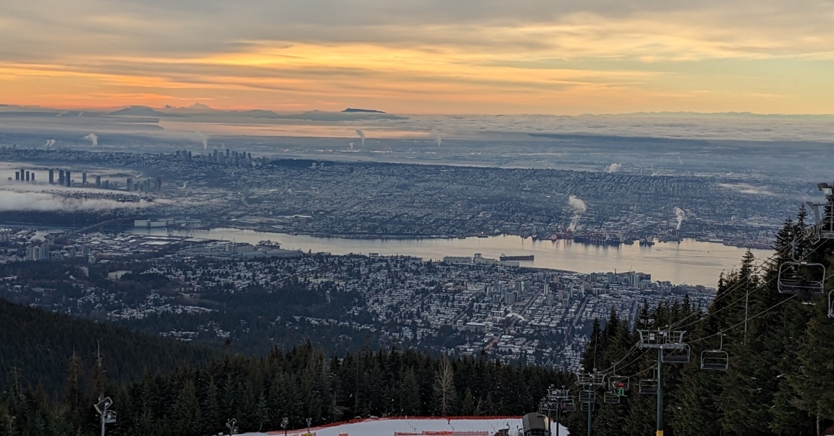 2022-12-15 Grouse mountain snow report