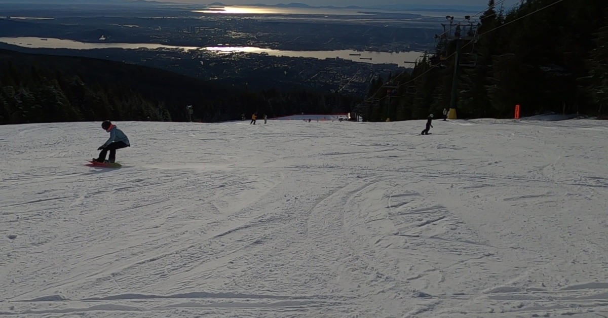 2023-01-04 Grouse mountain snow report
