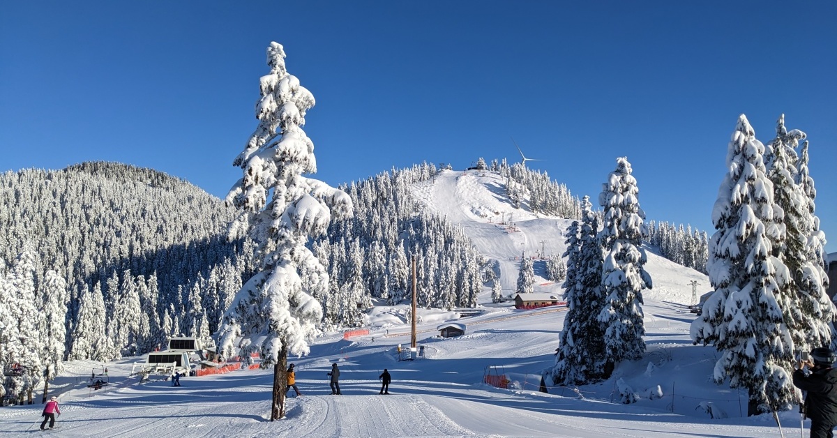 2023-01-27 Grouse mountain snow report