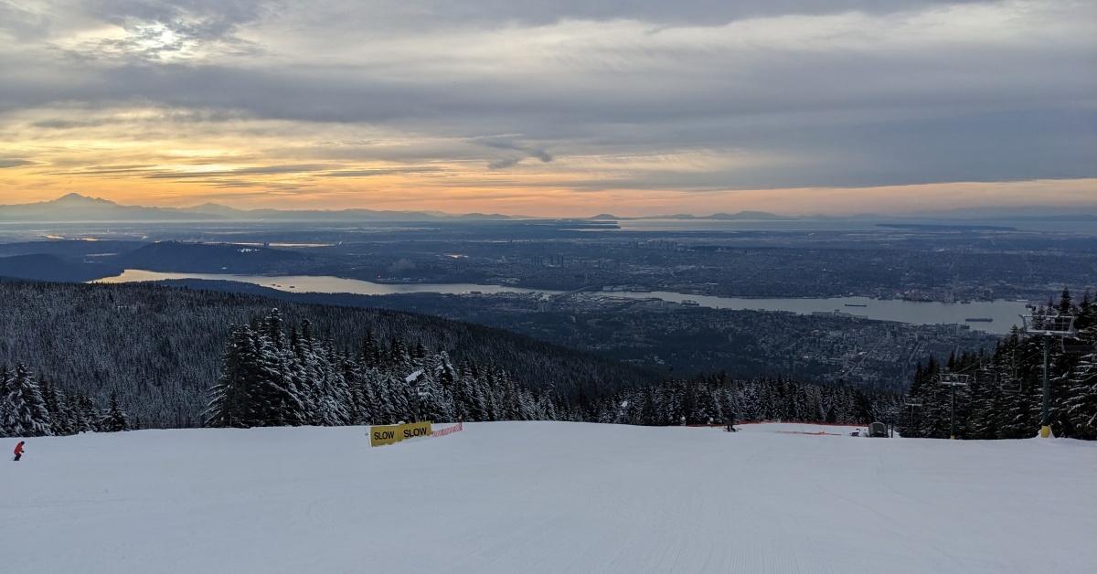 2023-02-02 Grouse mountain snow report