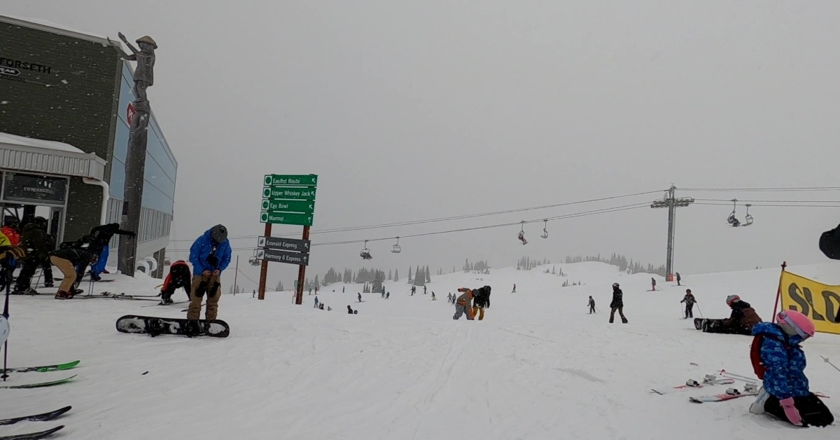 2023-02-16 Whistler Blackcomb mountain snow report