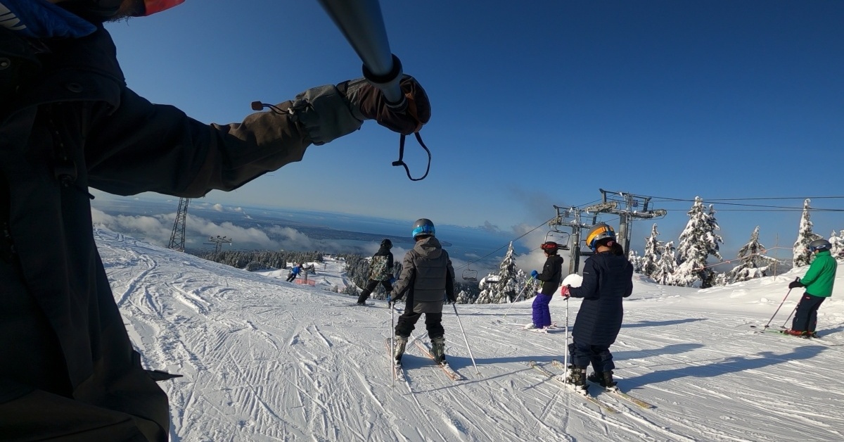 2023-03-15 Grouse mountain snow report