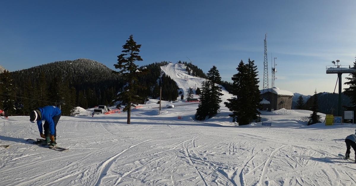 2023-03-17 Grouse mountain snow report