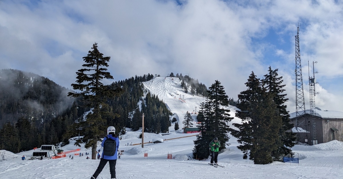 2023-03-21 Grouse mountain snow report