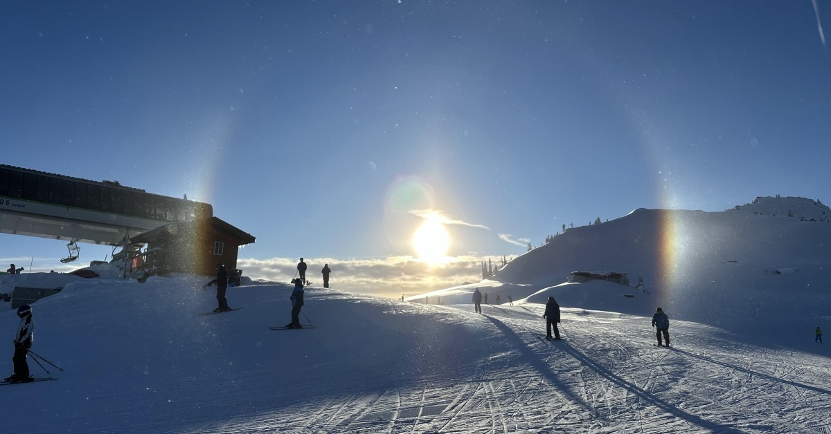 2024-11-25 Whistler Blackcomb snow report